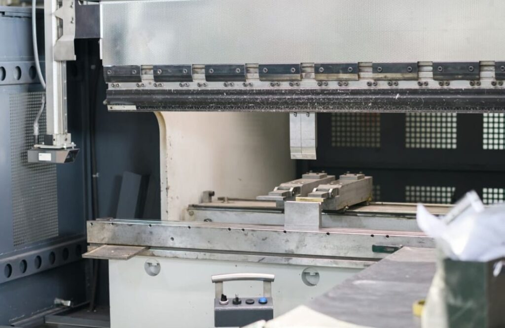 Top 6 Benefits of Outsourcing Sheet Metal Fabrication