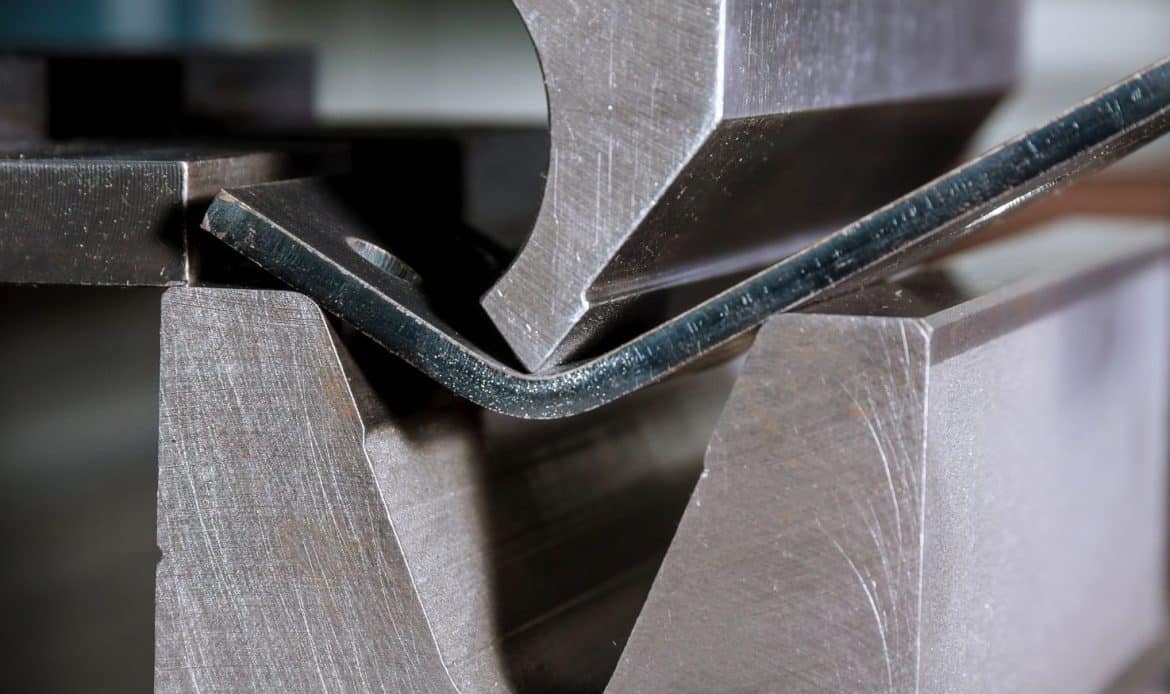metal-bending-stress-1170x694