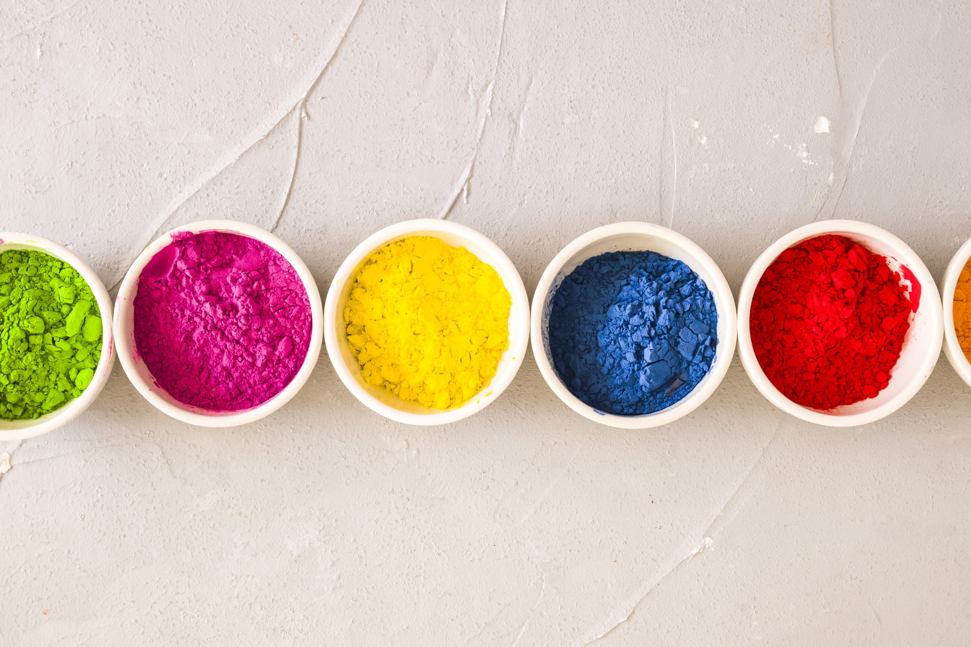 How to Choose a Powder Coating Colour