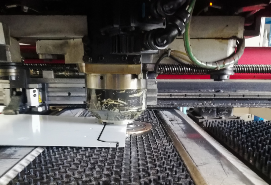 Why Are Certain Sheet Metal Features Expensive to Punch?